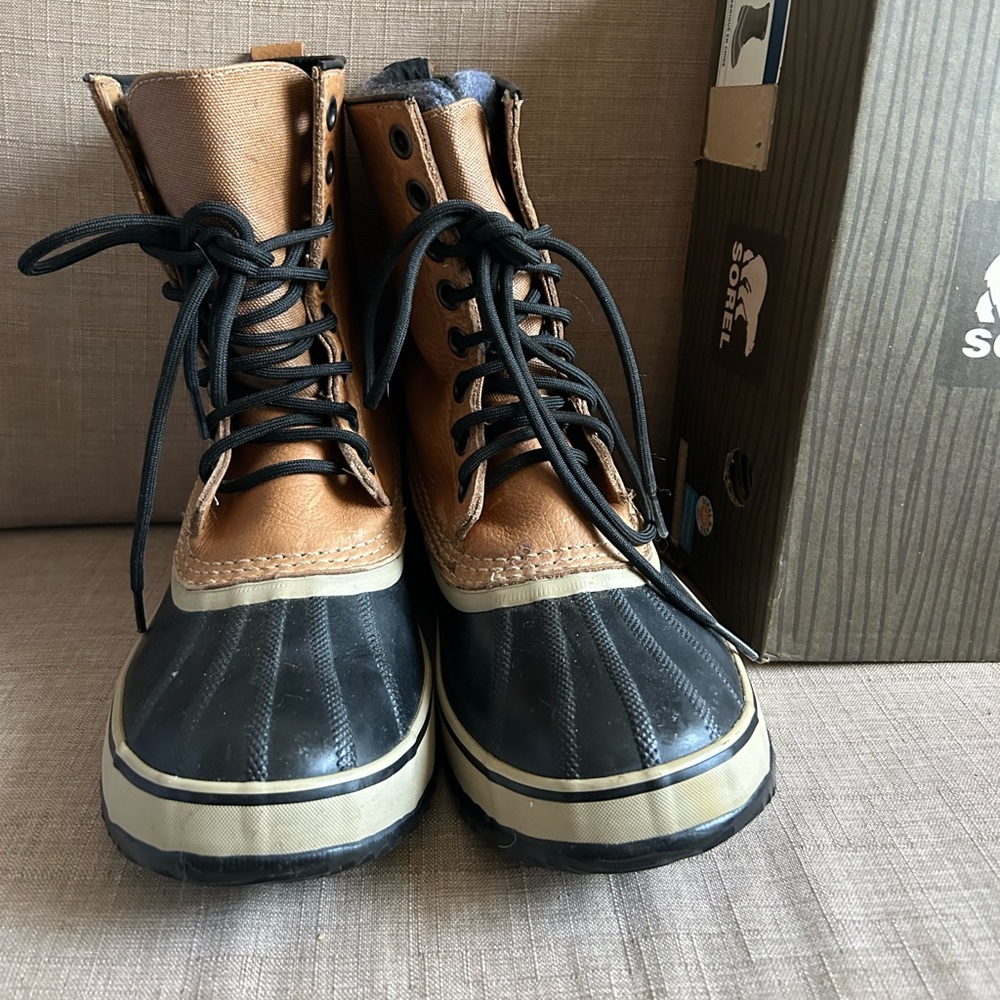 Sorel Boots Women’s size 9